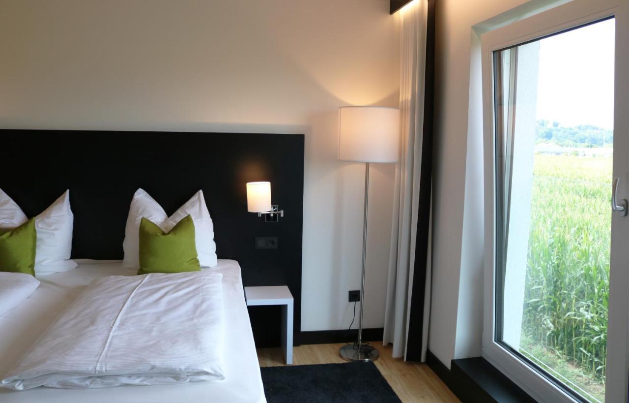 Gi Hotel By Wmm Hotels غينغن آن در برنتس المظهر الخارجي الصورة